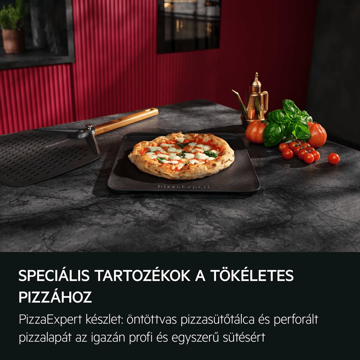 Speciális tartozékok a tökéletes pizzához  PizzaExpert készlet: öntöttvas pizzasütőtálca és perforált pizzalapát az igazán profi és egyszerű sütésért