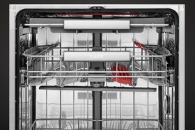 A RealLife mosogatógép belseje