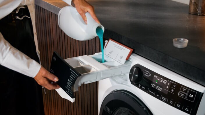 Washer dryer with Autodose